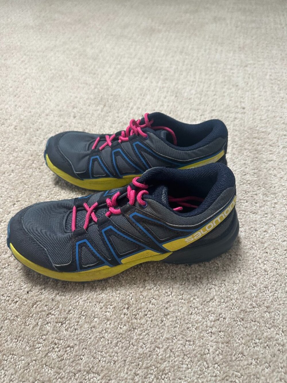 Salomon Speedcross Women’s Size 5 Navy Blue Pink Yellow Trail Running Shoes